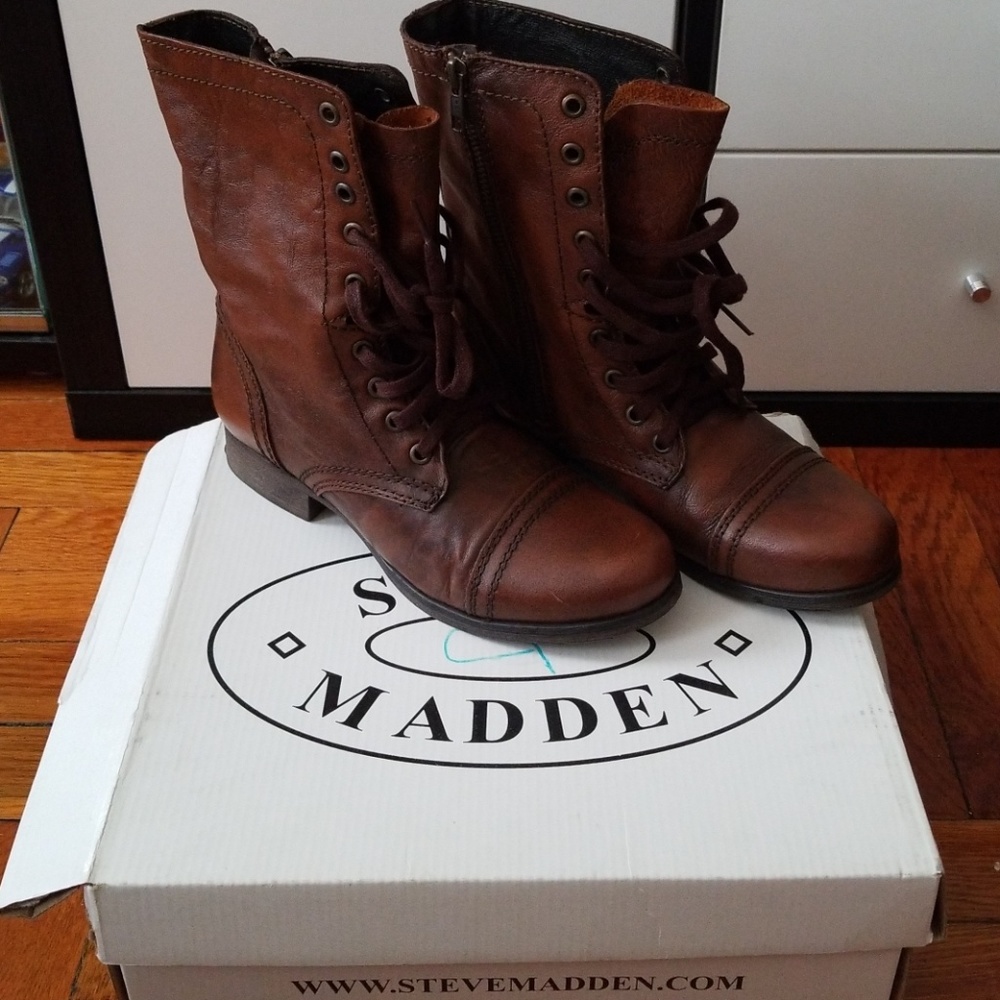 Steve Madden Brown Troopa Boots, size 7.5